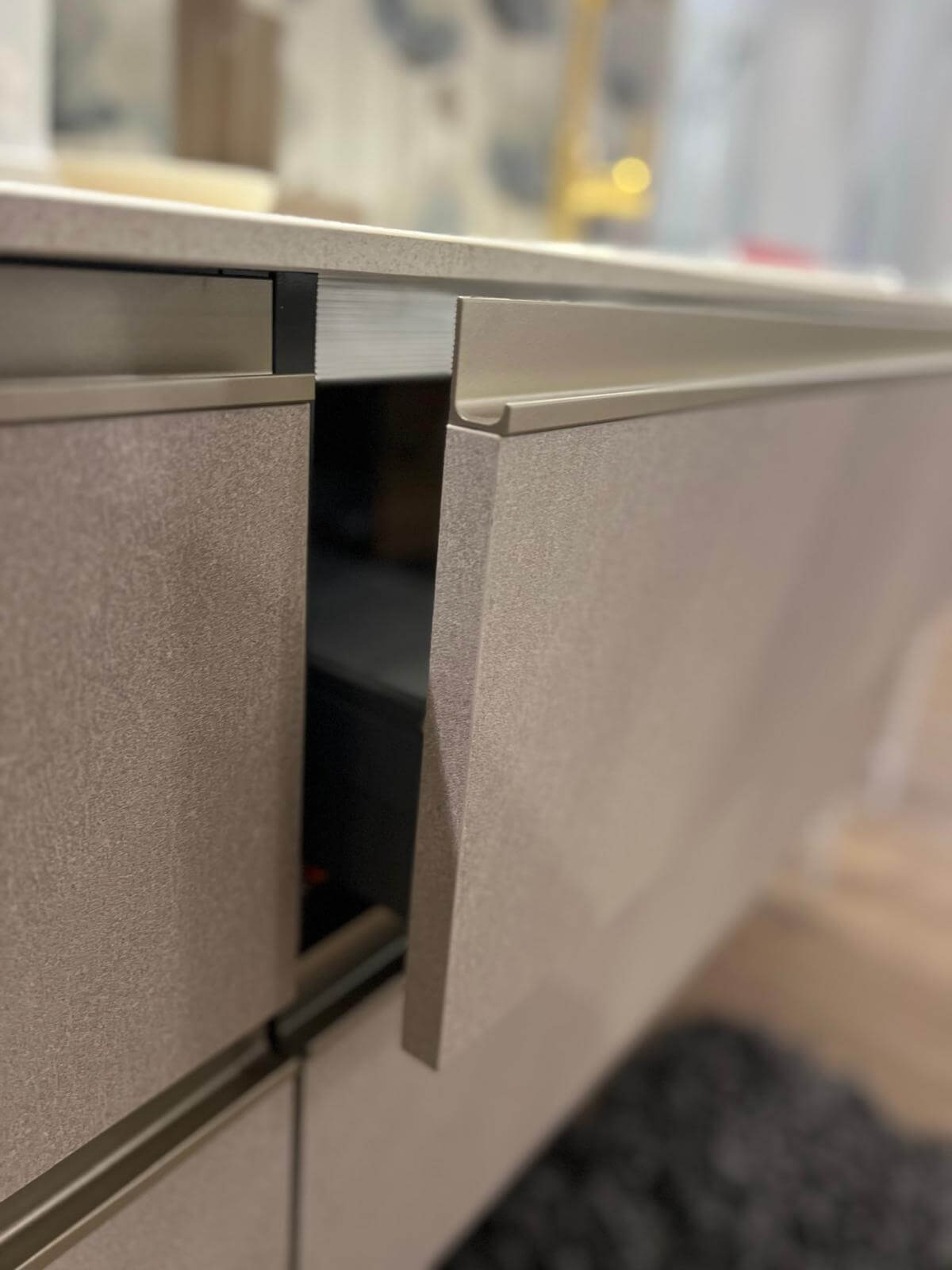 WhatsApp Image 2025-12-12 at 10.02.33 (3)